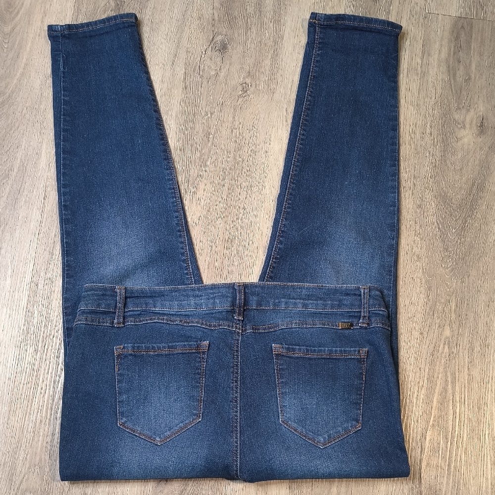 sac332 Adrianna High Rise Skinny w/28" Inseams 1822 Denim Woman's Jeans Size 16 - Picture 3 of 6